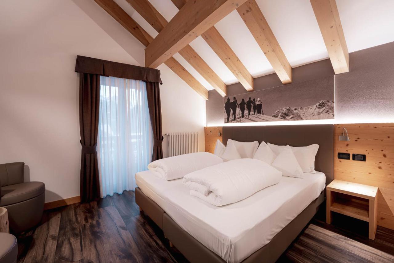 Hotel Chalet Sas Morin Pozza di Fassa Esterno foto