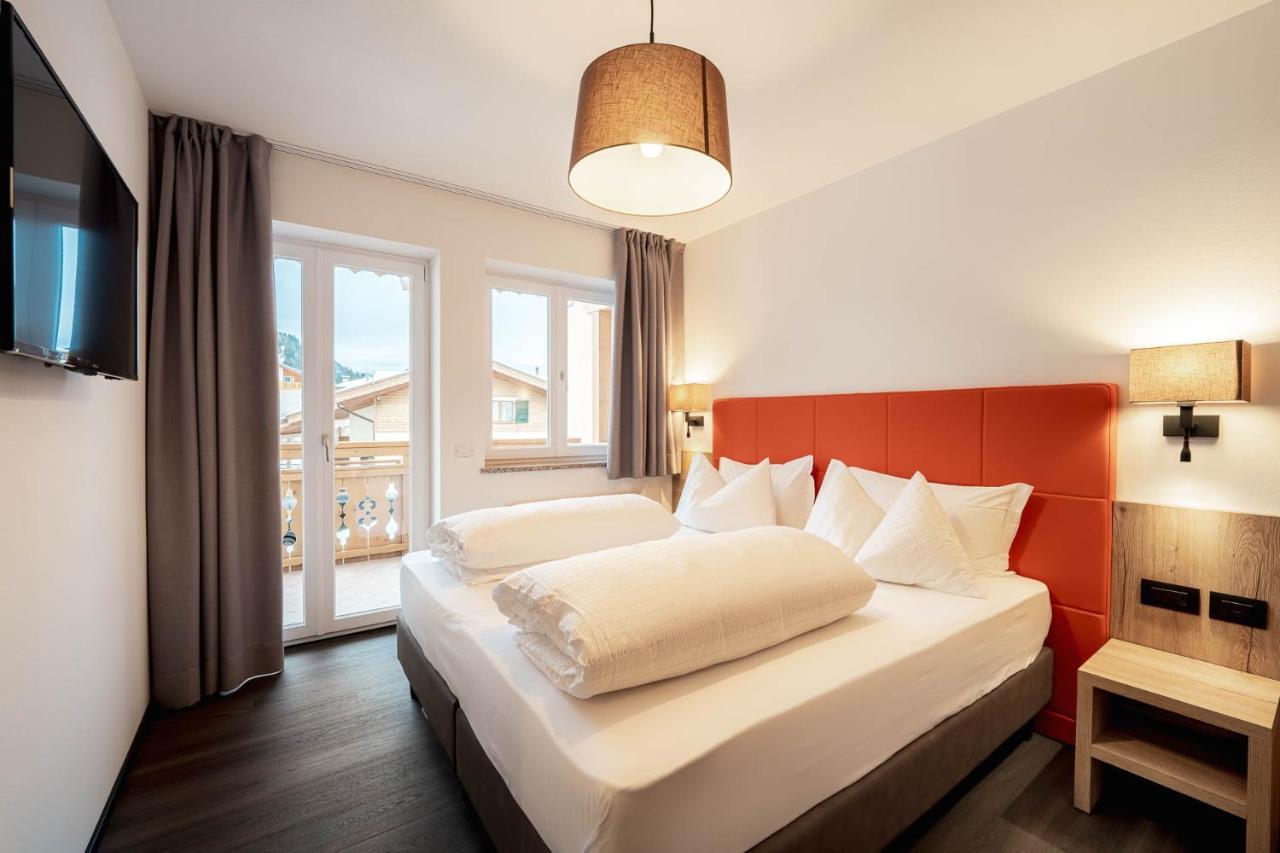 Hotel Chalet Sas Morin Pozza di Fassa Esterno foto
