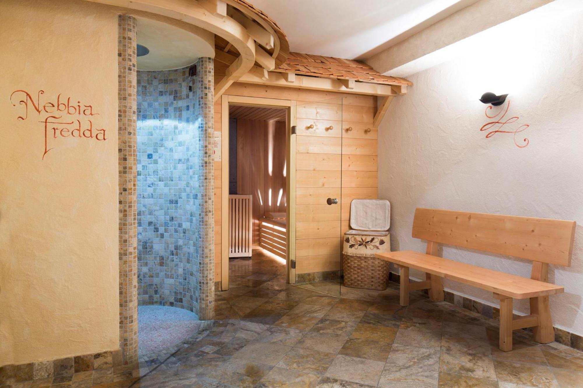 Hotel Chalet Sas Morin Pozza di Fassa Esterno foto