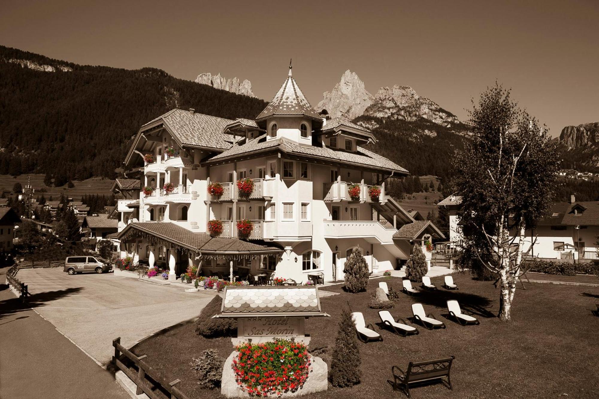 Hotel Chalet Sas Morin Pozza di Fassa Esterno foto